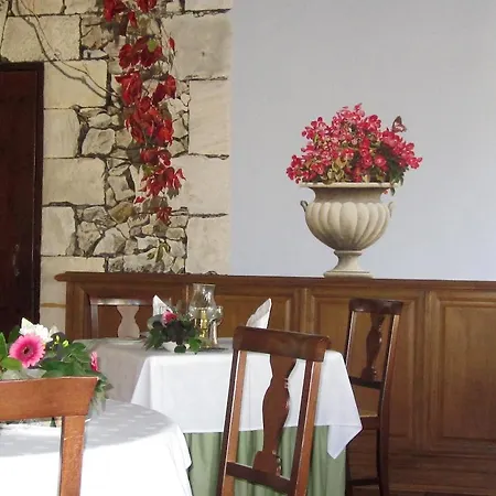 Manoir Du Grand Vignoble Hotel Saint-Julien-de-Crempse