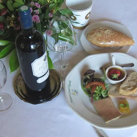 Manoir Du Grand Vignoble Hotel