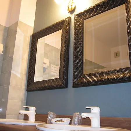 Hotel Manoir Du Grand Vignoble Saint-Julien-de-Crempse